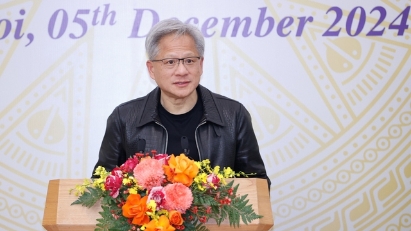 Vietnam has everything to develop AI industry: NVIDIA CEO Jensen Huang