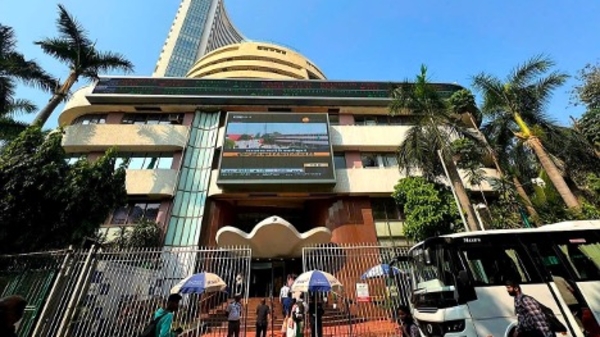 Ấn Độ: Chứng khoán bùng nổ và cách bảo vệ nhà đầu tư nhỏ lẻ