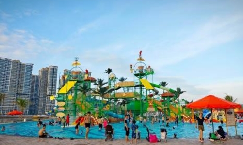 Vinhomes Grand Park đông kín “fan” chờ đón siêu nhạc hội “8Wonder Winter”