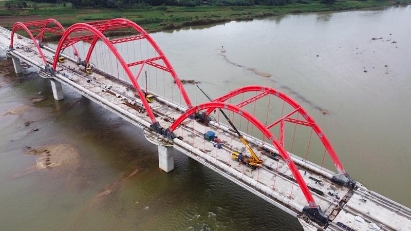 New bridge in Quang Ngai to open to traffic before next March