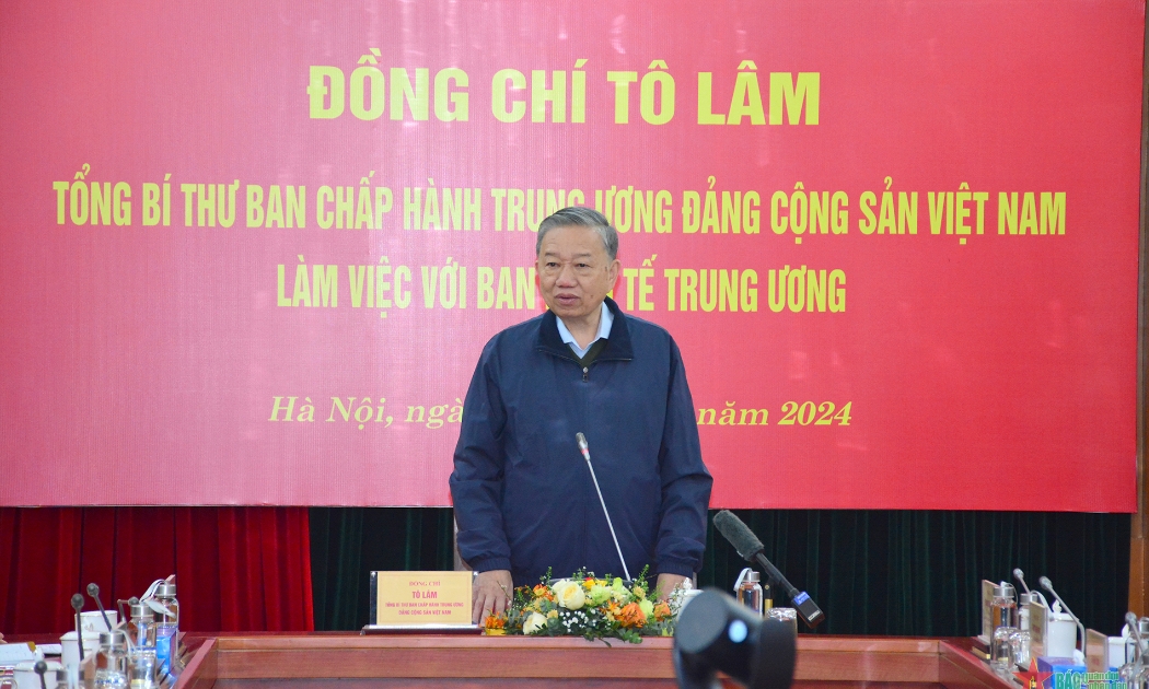 Tổng Bí thư Tô Lâm làm việc tại Ban Kinh tế Trung ương. Ảnh: TTXVN