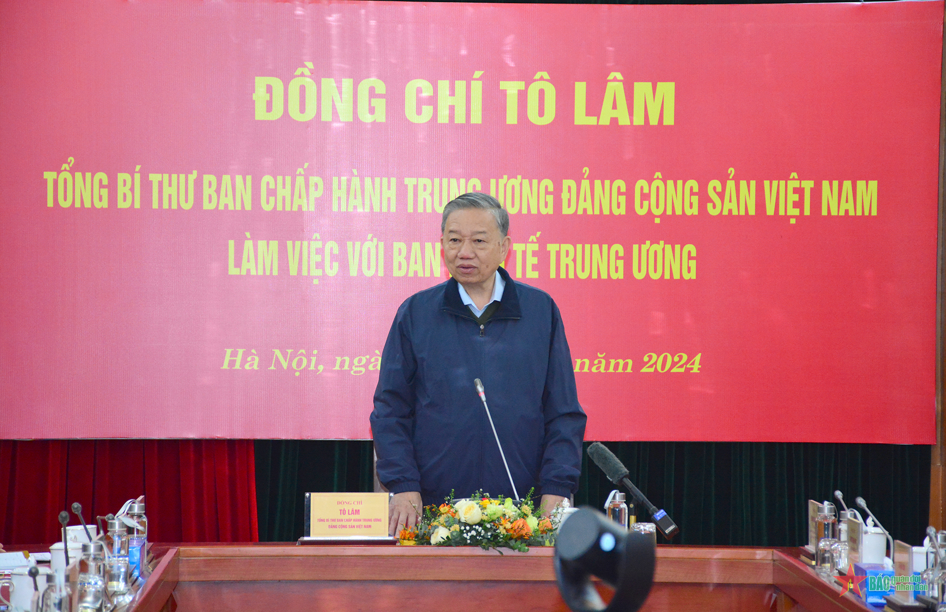 Tổng Bí thư Tô Lâm làm việc tại Ban Kinh tế Trung ương. Ảnh: TTXVN