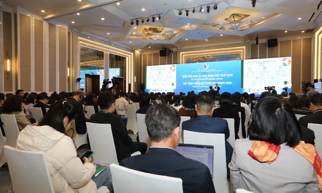 Diễn đàn Kinh tế tuần hoàn lần thứ 3, với chủ đề “Thúc đẩy nền kinh tế tuần hoàn tại Việt Nam- Từ Kế hoạch đến hành động”. Ảnh: Việt Dũng.