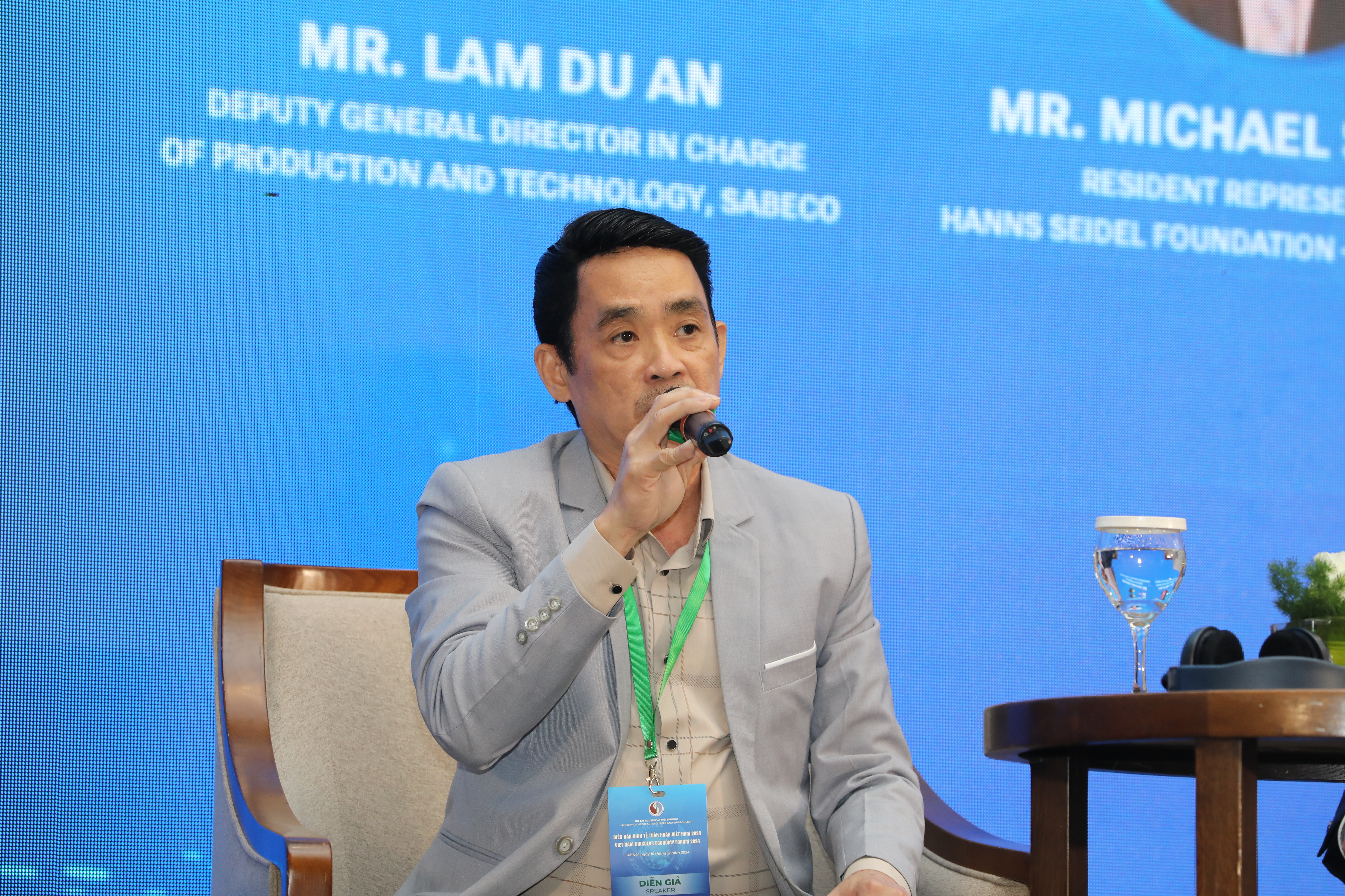 Ông Lâm Du An, Phó Tổng giám đốc phụ trách sản xuất và công nghệ, Sabeco chia sẻ tại Diễn đàn. Ảnh: Việt Dũng.