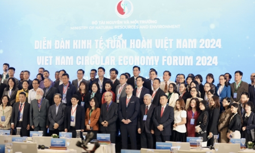 [Phóng sự ảnh]: Nhận diện khó khăn trong thực thi kinh tế tuần hoàn tại Việt Nam 