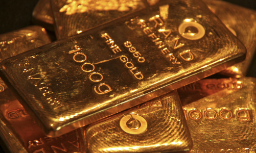 Giá vàng nhảy vọt lên gần 2.700 USD/oz trong lúc chờ báo cáo lạm phát Mỹ