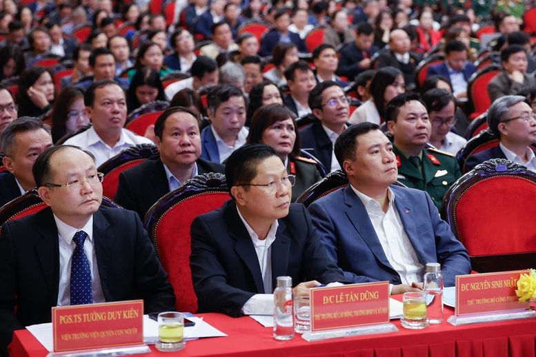 Đại biểu dự Hội nghị toàn quốc về giáo dục quyền con người. Ảnh: VGP