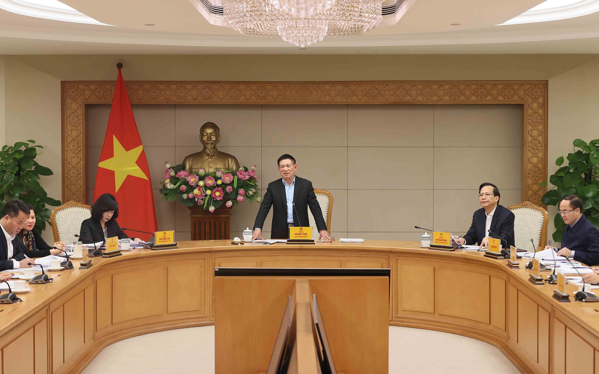 Phó Thủ tướng yêu cầu thu gọn đầu mối bộ máy Bảo hiểm xã hội ở Trung ương, chỉ giữ các đơn vị 
