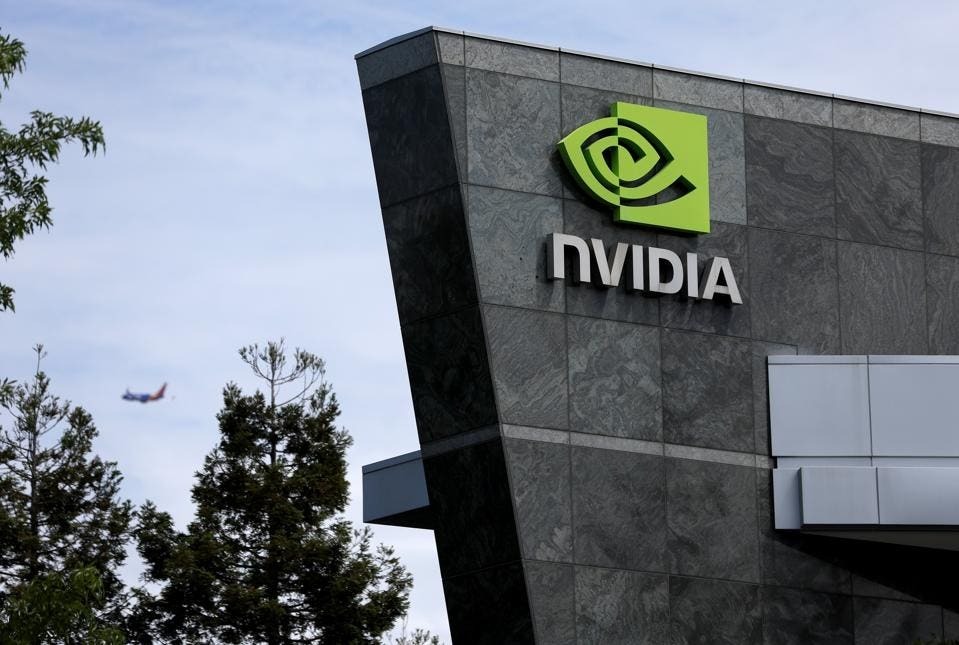 Giá trị vốn hóa thị trường của nhà sản xuất chip NVIDIA đã vượt ngưỡng 1 nghìn tỷ USD