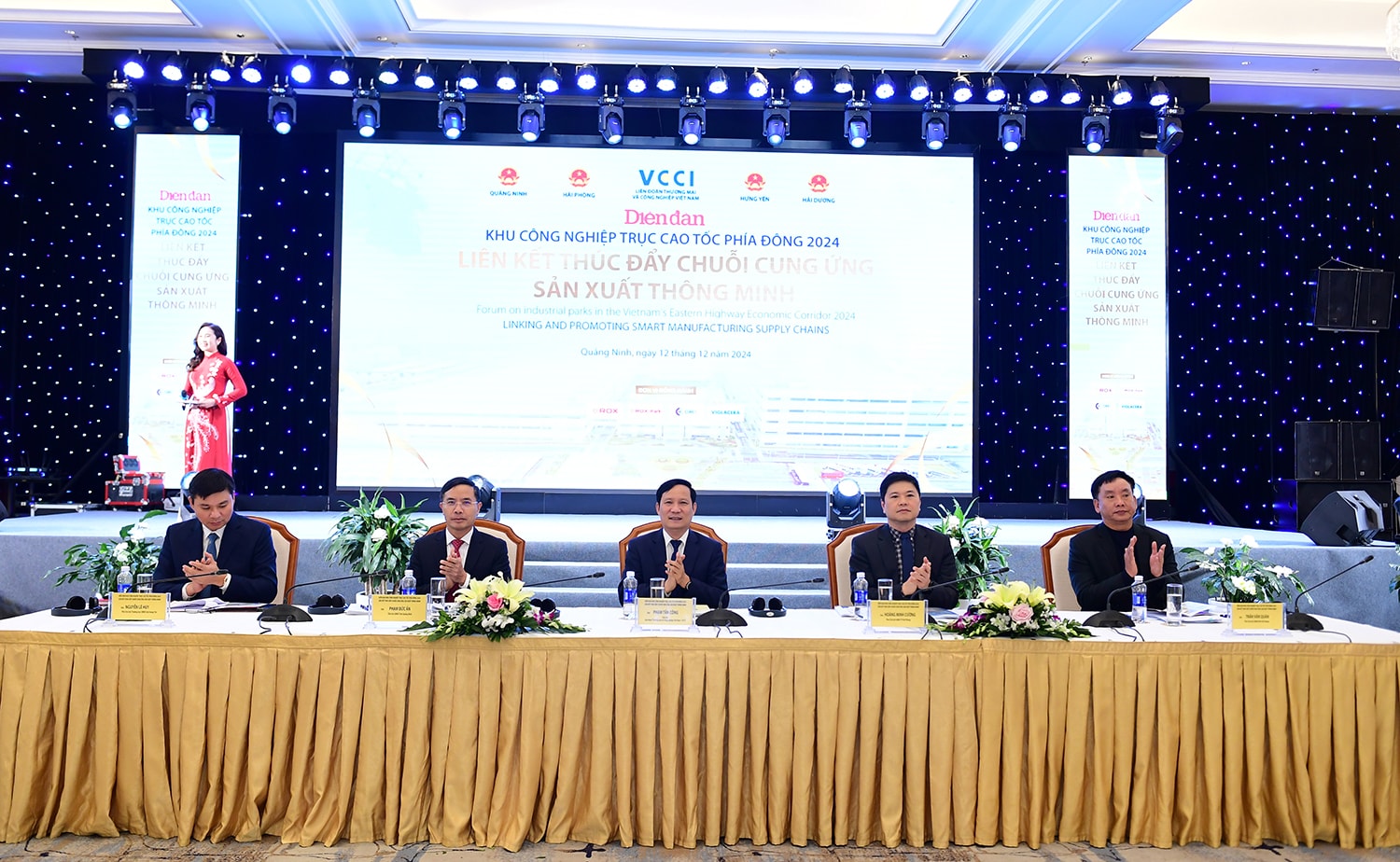 Diễn đàn “Khu công nghiệp trục cao tốc phía Đông 2024: Liên kết, thúc đẩy chuỗi cung ứng sản xuất thông minh”