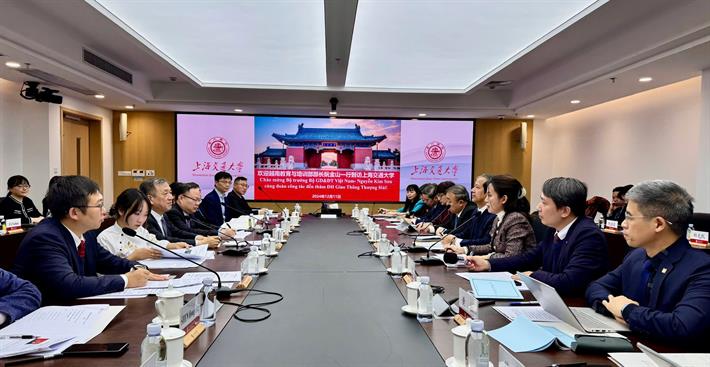 Quang cảnh buổi làm việc. Ảnh: MOET.