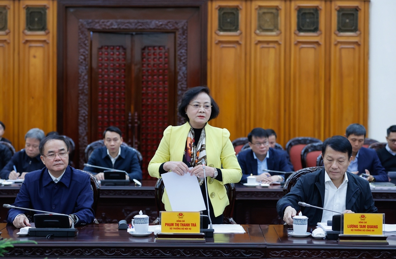 Bộ trưởng Bộ Nội vụ Phạm Thị Thanh Trà phát biểu Phiên họp thứ hai Ban Chỉ đạo về tổng kết việc thực hiện Nghị quyết số 18-NQ/TW- Ảnh: VGP