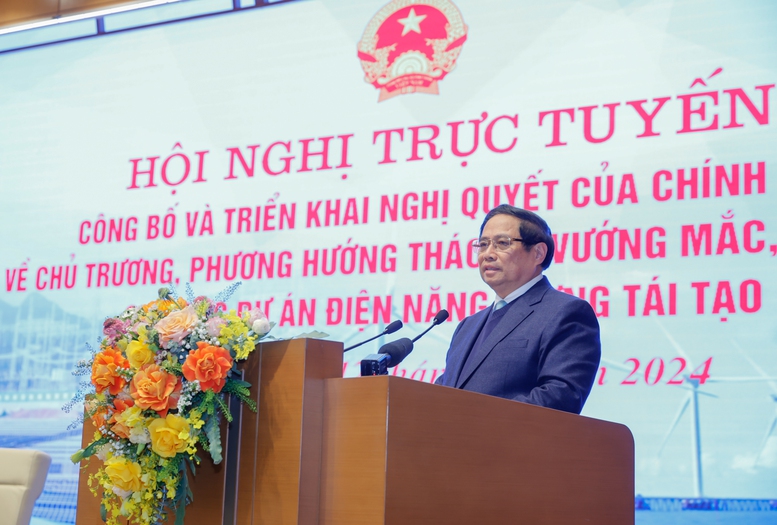 Thủ tướng Phạm Minh Chính chủ trì cuộc họp xử lý vướng mắc cho dự án điện năng lượng tái tạo. Ảnh: VGP.