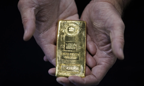 Giá vàng thế giới giảm 1 triệu đồng/lượng sau một đêm vì mối lo lãi suất