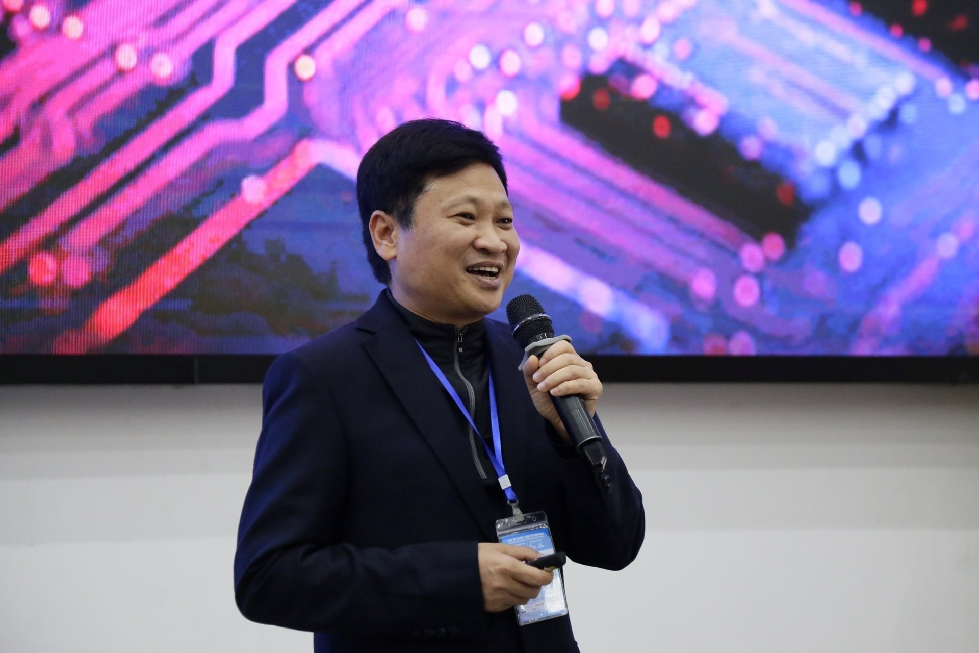 Ngành bán dẫn không chỉ là một ngành công nghiệp, mà còn là con đường dẫn tới sự sáng tạo và đổi mới cho Việt Nam