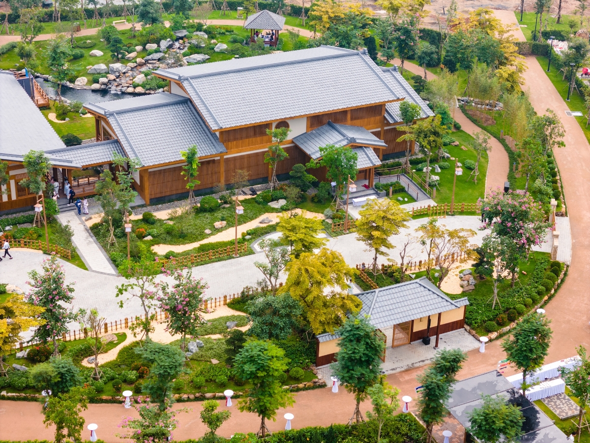 To&agrave;n cảnh c&ocirc;ng tr&igrave;nh &ldquo;L&agrave;ng văn h&oacute;a Việt - Nhật