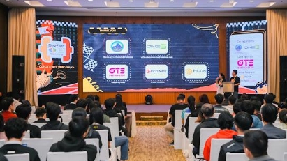 GDG DevFest MeinTrung 2024 updates leading tech trends