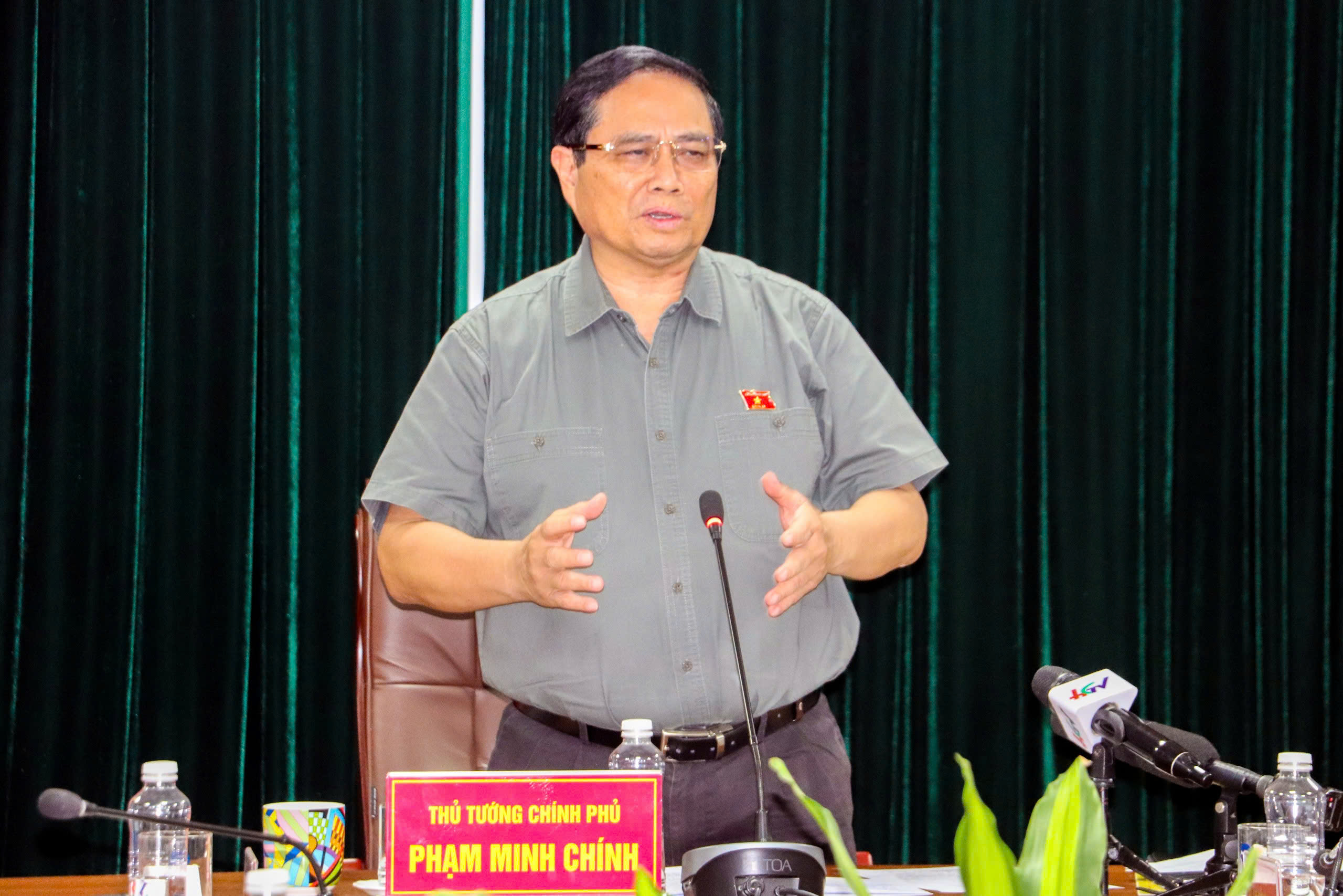 Thủ tướng Phạm Minh Ch&iacute;nh nhấn mạnh, ng&agrave;y 31/12/2025 phải xong cao tốc Cần Thơ - C&agrave; Mau.