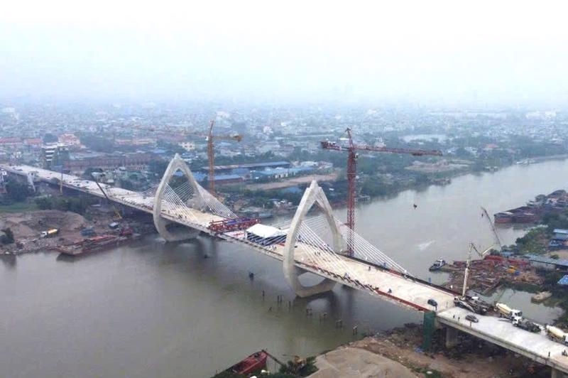 The joint closure of the $47 mln bridge in Nam Dinh province completed.