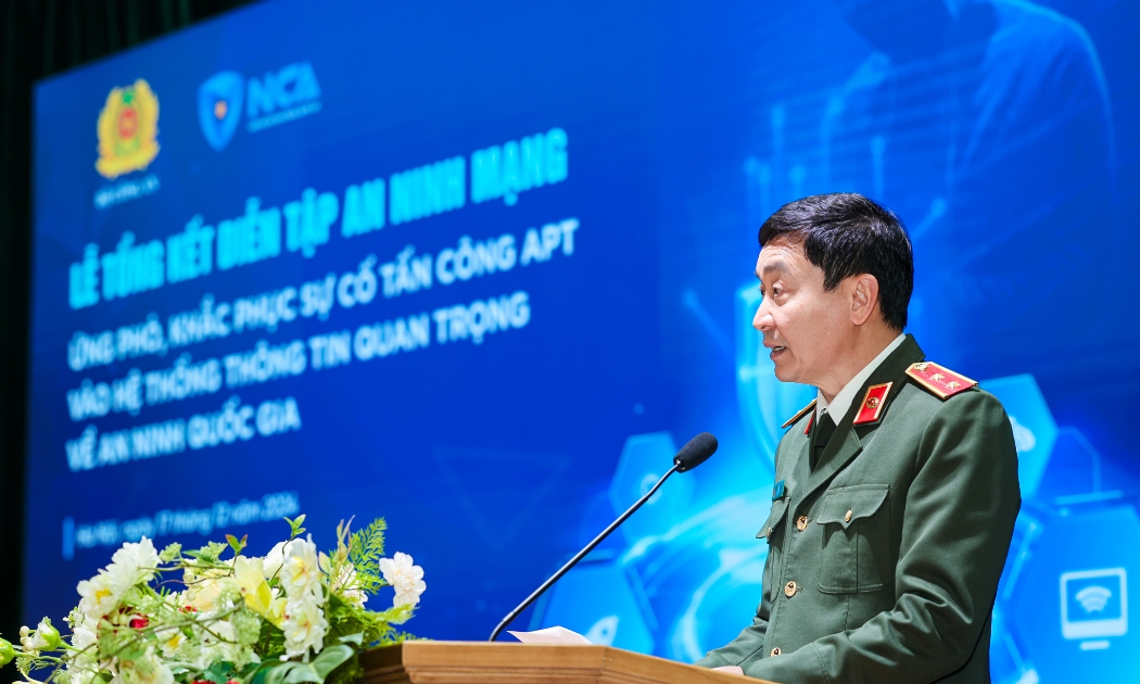 Trung tướng Nguyễn Minh Chính, Cục trưởng Cục An ninh mạng và phòng, chống tội phạm sử dụng công nghệ cao, Phó chủ tịch thường trực Hiệp hội an ninh mạng quốc gia phát biểu tại Diễn tập “Ứng phó khắc phục sự cố tấn công APT vào hệ thống thông tin quan trọng về an ninh quốc gia”.