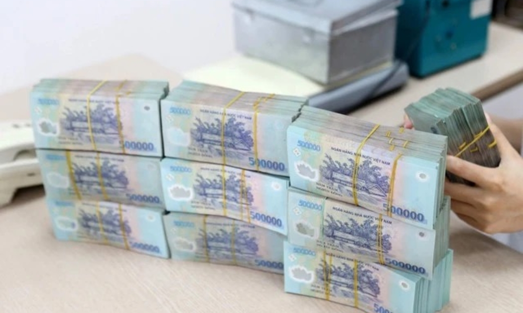 Lãi suất liên ngân hàng VND kỳ hạn qua đêm chốt ngày 14/2 ở mức 4,02%.