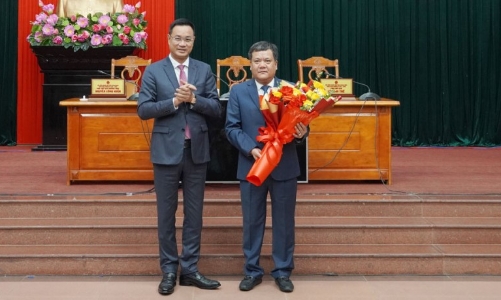 Ông Trần Phong giữ chức Chủ tịch UBND tỉnh Quảng Bình