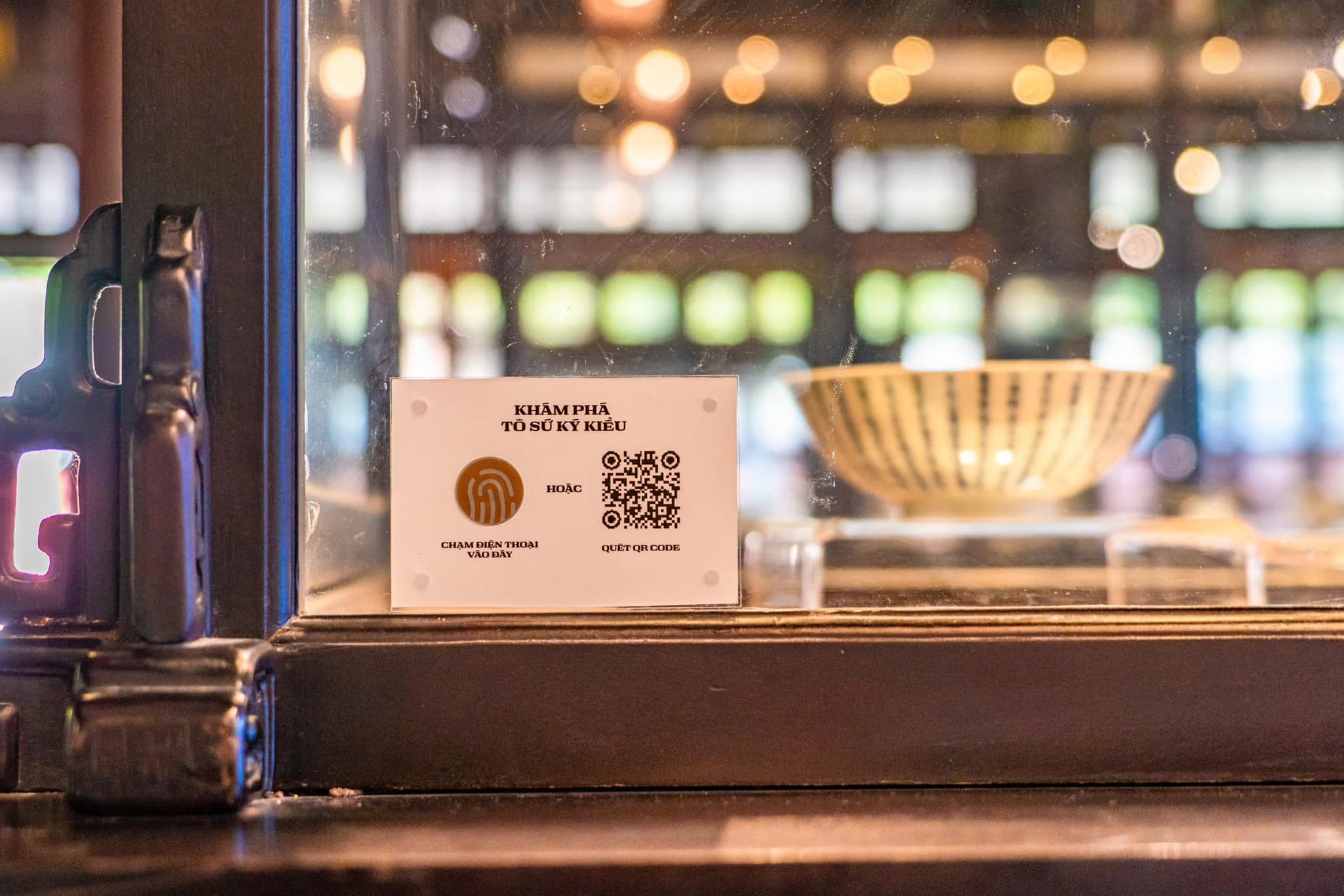 Những&nbsp;c&acirc;u chuyện lịch sử được t&aacute;i hiện sống động ngay tr&ecirc;n m&agrave;n h&igrave;nh điện thoại.