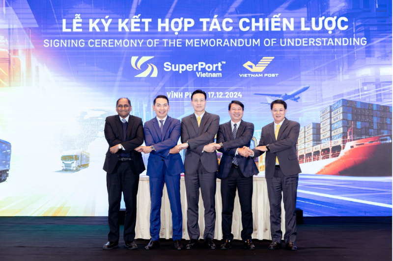 Vietnam SuperPort™ partners with Vietnam Post on digital logistics to boost SME growth