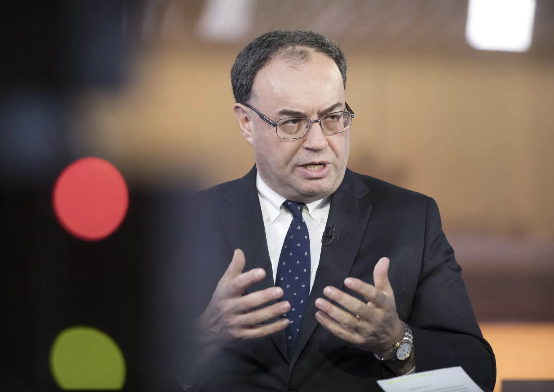 Thống đốc Andrew Bailey của BOE - Ảnh: Bloomberg.