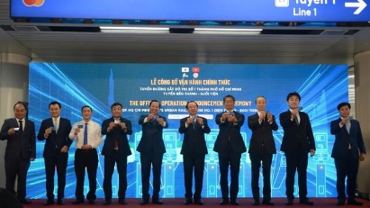 Vietnam's first metro line put into commercial operation