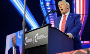 Ông Trump đòi Panama giảm phí kênh đào