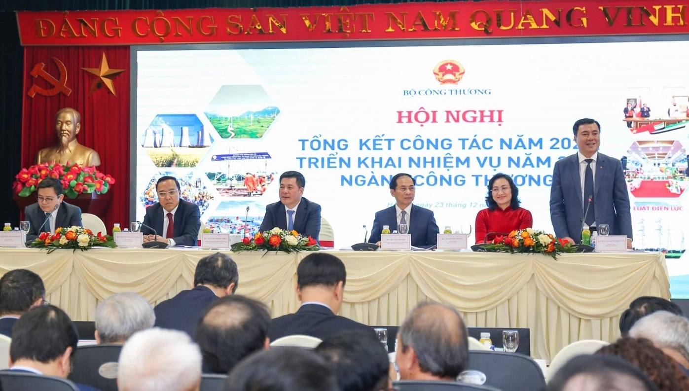  Năm 2024, ngành Công Thương đã hoàn thành và vượt mức tất cả các chỉ tiêu, nhiệm vụ được giao.