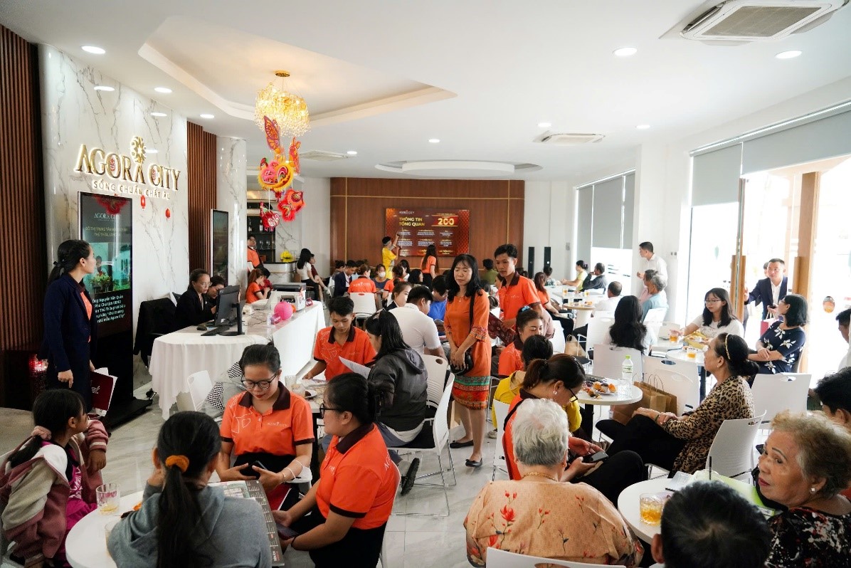 Khách hàng đánh giá cao vị trí chiến lược của Agora City trong “cuộc đua” đón sóng hạ tầng.