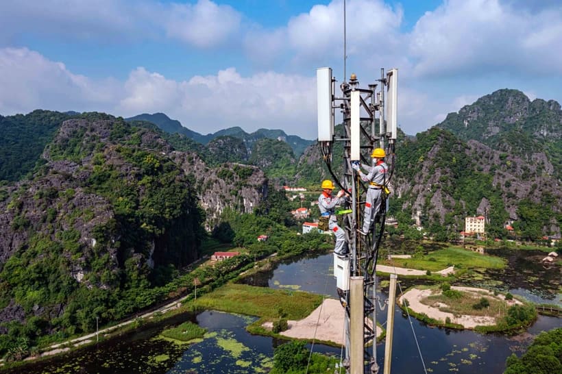 Cục Tần số vô tuyến điện thông báo tổ chức đấu giá 3 khối băng tần 700 MHz - Ảnh minh hoạ.  