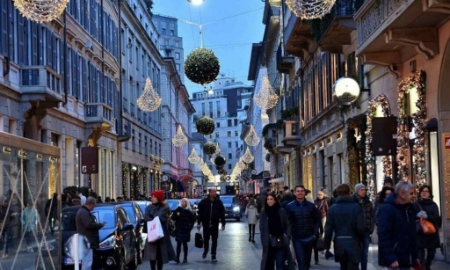 Phố Via Monte Napoleone tại Milan - Ảnh: Getty Images