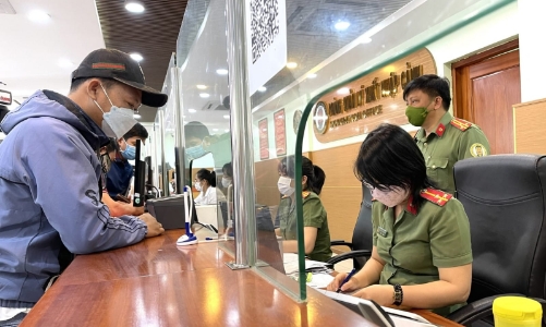 Đề xuất hoãn xuất cảnh với cá nhân nợ thuế quá hạn từ 50 triệu đồng trở lên