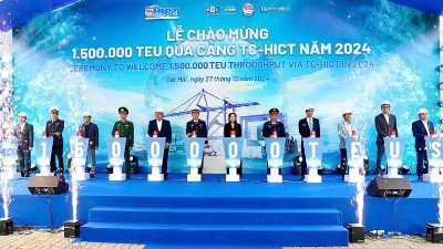 Tan Cang Hai Phong port welcomes 1.5 millionth TEU