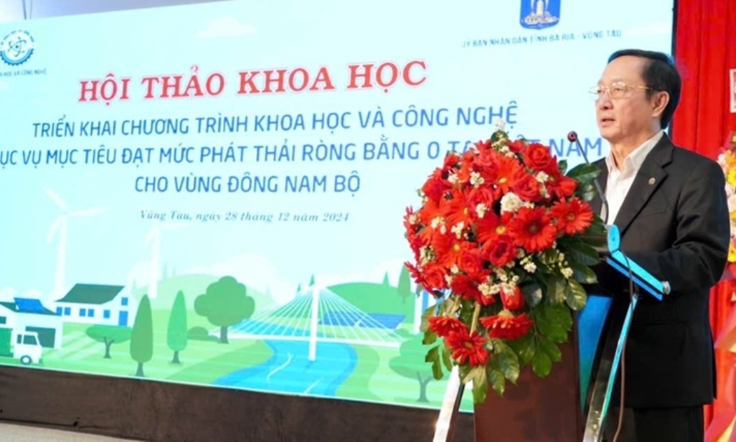 Bộ trưởng Khoa học và Công nghệ Huỳnh Thành Đạt phát biểu tại hội thảo.
