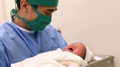 Nationality of children born inside or outside of the Vietnamese territory 