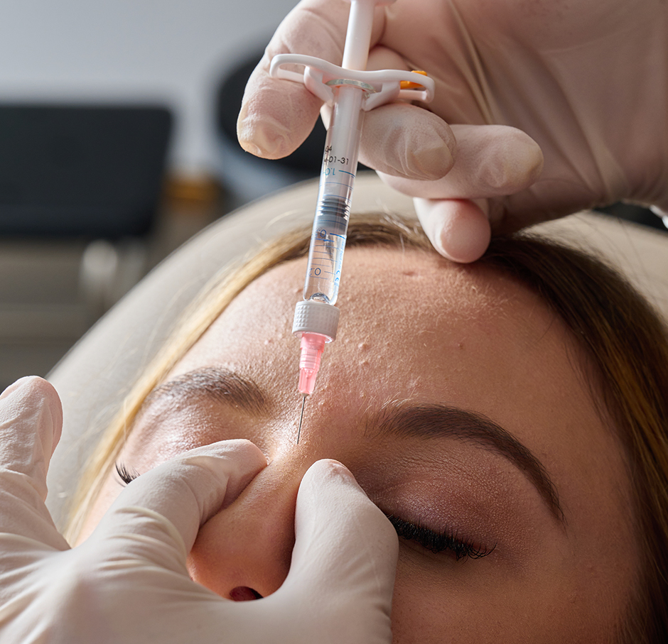 Filler là chất làm đầy thường dùng trong thẩm mỹ.