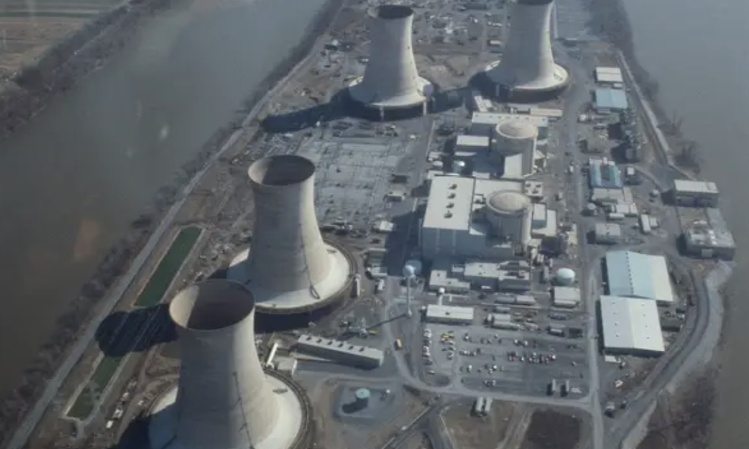 Three Mile Island là một nhà máy điện điện hạt nhân mà Microsoft đã ký thỏa thuận để hồi sinh - Ảnh: Getty.