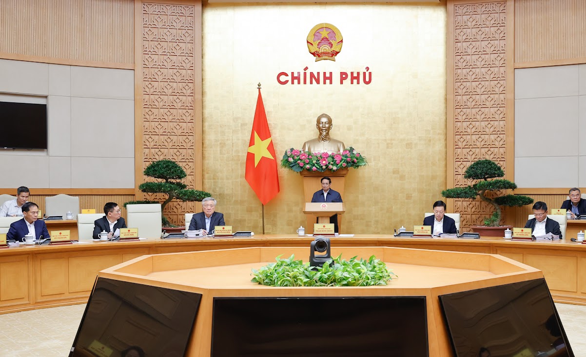 Thủ tướng Phạm Minh Ch&iacute;nh chủ tr&igrave; một phi&ecirc;n họp của Ch&iacute;nh phủ về c&ocirc;ng t&aacute;c x&acirc;y dựng ph&aacute;p luật - Ảnh: VGP
