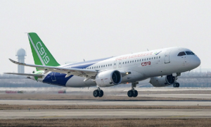 Nhà sản xuất máy bay Trung Quốc muốn chạy đua với Boeing, Airbus