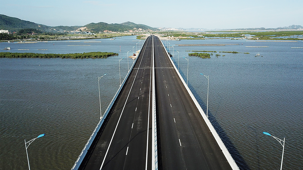 Mô hình Kết nối kinh tế trục cao tốc phía Đông bước đầu đã thể hiện rõ việc tạo ra một chuỗi giá trị liên kết chặt chẽ.