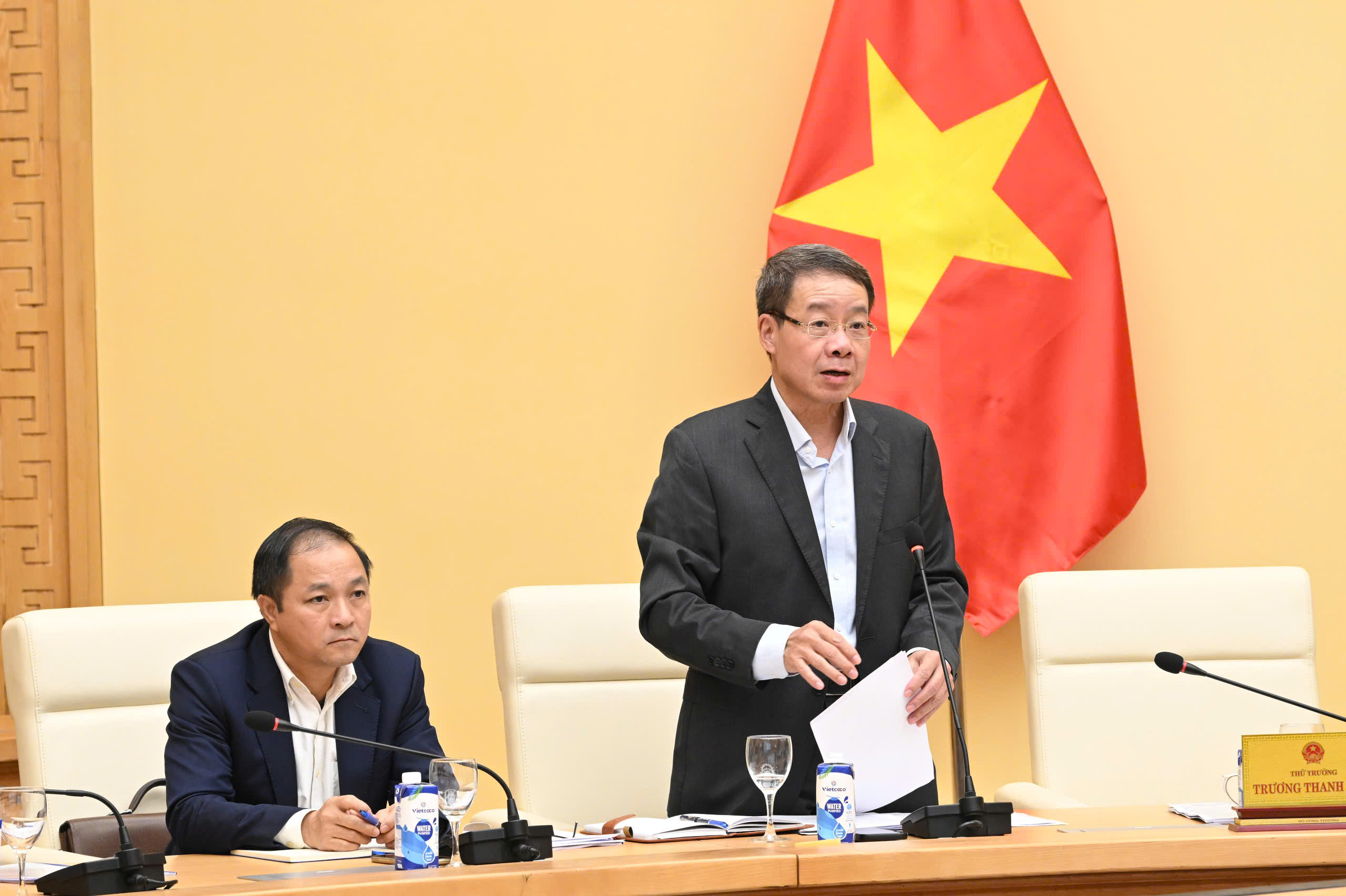 ông Lý Quốc Hùng,Vụ trưởng Vụ Khoa học và Công nghệ: 