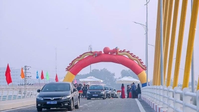 A $19 mln railway overpass inaugurated  in northern Vinh Phuc province