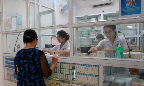 Hà Nội công bố 143 điểm trực bán lẻ thuốc trong dịp Tết 2025