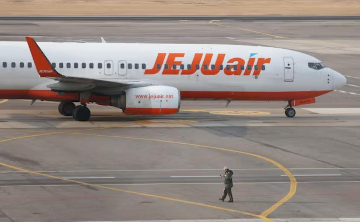 Jeju Air tuy&ecirc;n bố sẽ cắt giảm 15% c&aacute;c chuyến bay đến th&aacute;ng 3 nhằm &ldquo;n&acirc;ng cao sự ổn định trong vận h&agrave;nh&rdquo;.