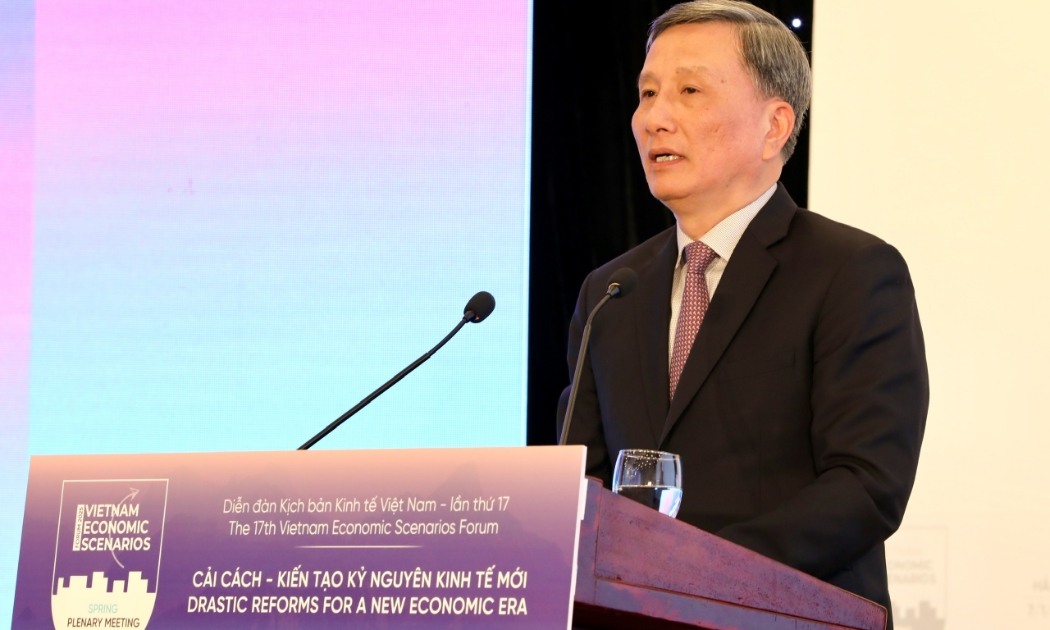 TS. Lê Quang Huy, Ủy viên Ban chấp hành Trung ương Đảng, Chủ nhiệm Ủy ban Khoa học Công nghệ và Môi trường của Quốc hội, phát biểu tại Diễn đàn VESF 2025. Ảnh: Việt Dũng.