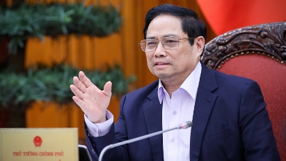 Steering committee for financial centers set up